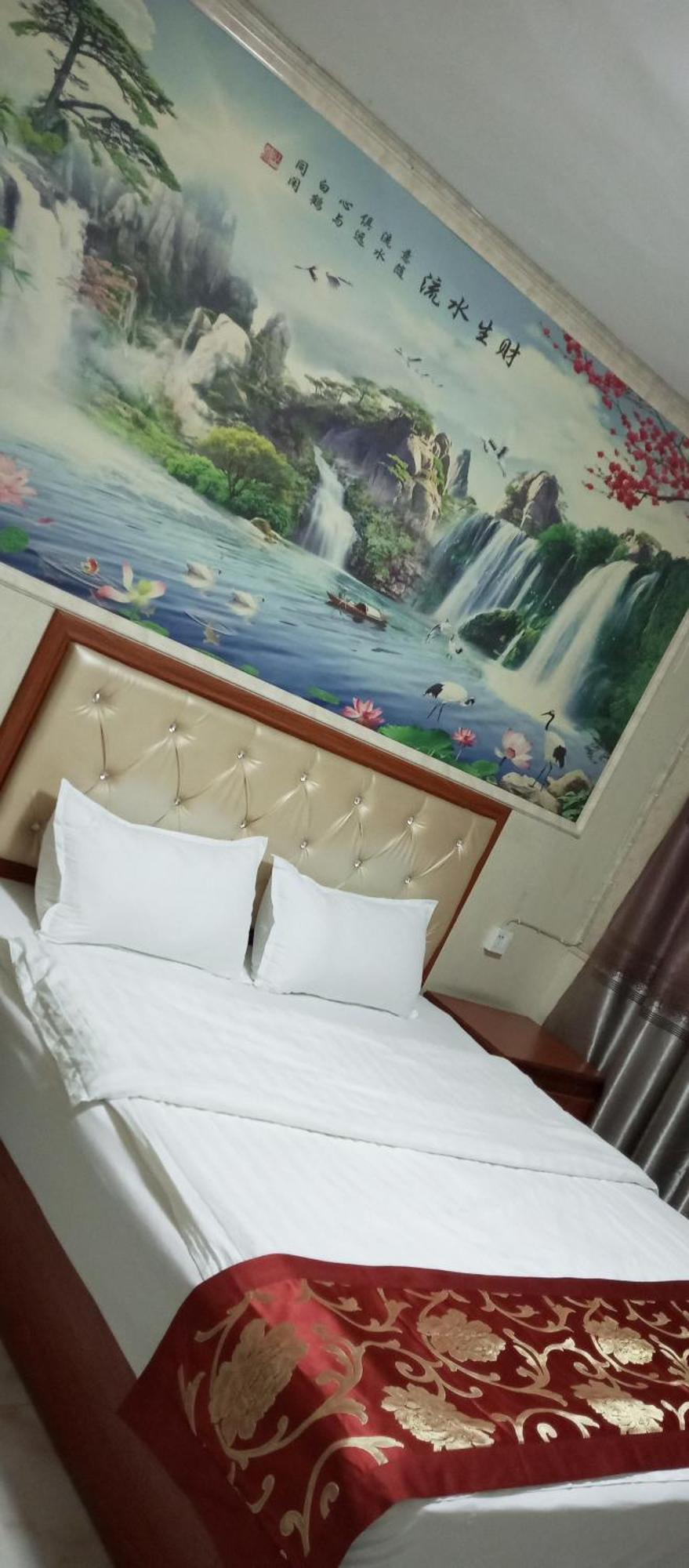 Song Xing Hotel Muang Xai Екстериор снимка