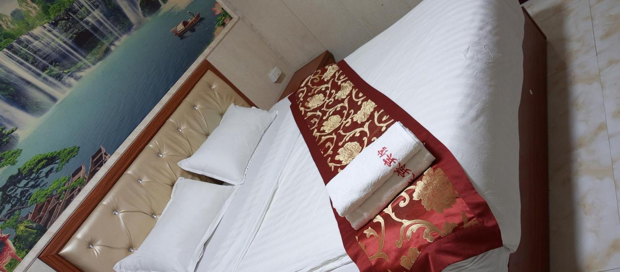 Song Xing Hotel Muang Xai Екстериор снимка